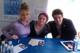 The conjuring is a 2013 american supernatural horror film directed by james wan and written by chad hayes and carey w. L R Actors Hunter King The Young The Restless Joey King The Conjuring And Michael Grant Brooklyn Nine Nine Meet Greet Fans At The Walk For Kids Gr