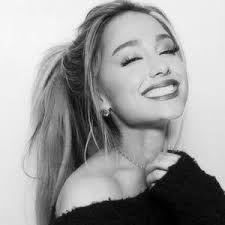 Maybe you would like to learn more about one of these? Imitando Fotos De Ariana Grande Ariana Grande Songs