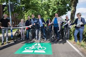 Erster Abschnitt Fertig Zahler Springt Von 0 Auf 1 Radschnellweg In Osnabruck Gartlage Eroffnet