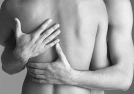 Eğlenceli davranışlarının yanı sıra arkadaş ortamında sevilen bir karaktere sahiptir. Burclarina Gore Erkekler Yatakta Nasildir Erkekler Yatakta Ne Ister