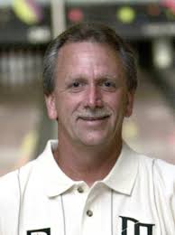 Old tapes spark Benoit to city-best 846 series