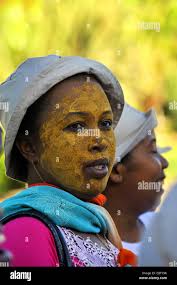 Donne africane dipinti immagini e fotografie stock ad alta risoluzione