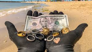 Metal detector general purpose industrial security gold prospecting. I Found 9 Wedding Rings Underwater In The Ocean While Metal Detecting 10 000 Returned To Owner Youtube
