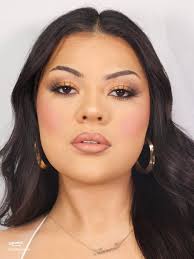 Stunning Bronze Eyeshadow Look for Your Next Makeup Inspiration