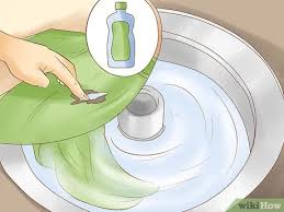 As clean as you try to be, sometimes things just get tracked into there are many solutions you can find online to get motor oil out of the carpet. How To Remove Engine Oil Stains 10 Steps With Pictures