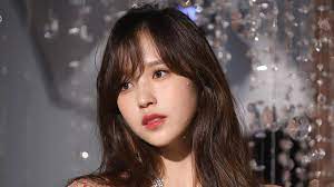 I was going to ask for mina specifically, but i'd like i also would request limiting to computer wallpapers, as it'll be easier for all of us if phone wallpapers were on a separate submission. Twice Feel Special Wallpaper 4k Twice 2020
