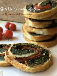 This video recipe is also available on the cooking with nonna tv channels available on: Girelle Di Pasta Sfoglia Con Spinaci E Prosciutto Cotto Briciole Di Sapori