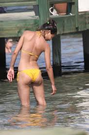 Tuba Büyüküstün Nude Longing - Quench Your Thirst