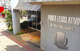 Por isso o município aguarda o envio de mais vacinas por parte do governo do estado para continuidade da imunização. Posse De Vereadores De Campo Mourao Sera Rapida E Sem Publico Por Conta Da Covid 19 Camara Municipal De