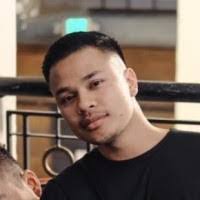 Eric Oum's Instagram, Twitter & Facebook