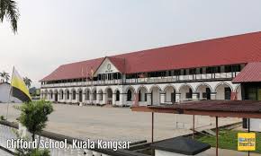 This city has many amenities nearby, for example schools, hospitals and universities. Malaysian Historic School Buildings