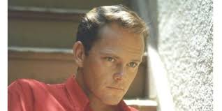 Celebrities with last name: Sargent