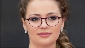 Carrie Hope Fletcher to Star in 'The Caucasian Chalk Circle'
