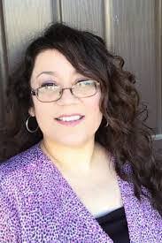 Elvia Osuna's Instagram, Twitter & Facebook