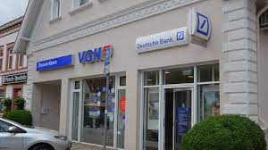 Haben sie erfahrungen mit deutsche bank filiale lengerich gemacht? Standort Am Munsterplatz Deutsche Bank Schliesst Sb Center In Bramsche