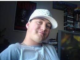 Evan Ayres's Instagram, Twitter & Facebook