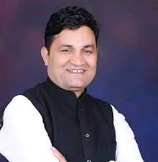 Shiv - लोकप्रिय विधायक श्री राम सिंह कैड़ा जी (भीमताल) को जन्मदिवस की  हार्दिक शुभकामनाएं। गोल्ज्यू देवता से आपके सुदीर्घ, आरोग्यपूर्ण एवं ...