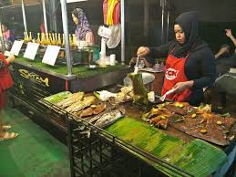 Erly's food story q653 jalan airport miri, sarawak. Saberkas Night Market Miri Dayak Wanderer