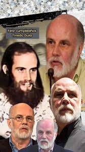 Ilan Chester  https://www.asieravenezuela.com/2015/06/ilan-chester-en-concierto-en-1983.html  posando para la foto con un grupo de buenos amigos.