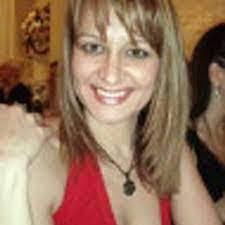 Bonnie Pilcher's Instagram, Twitter & Facebook