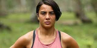 Survivor adasında 'kaba' olarak nitelenen sabriye şengül gerçek hayatında makyajlı, topuklu ayakkabılı dikkat çeken bir kadın. Survivor Sabriye Sengul Un Son Hali Gorenleri Hayrete Dusurdu Karadeniz Gazetesi