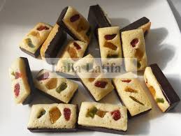 Les Financiers Chocolat Fruits Seches Financier Chocolat Fruit Seche Gateaux Et Desserts