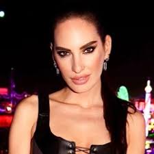 Stream Abigail Navas Montero music