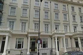 This hotel is housed in a grade ii listed building about 10 minutes' walk from victoria station and 3 minutes from pimlico underground. Front View Hotel Spans Three Houses Picture Of Holiday Inn Express London Victoria Tripadvisor