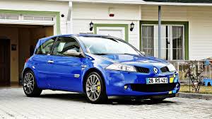 Renault Megane Rs F1 Team Limited Edition In Turkey Renault Megane Renault Top Cars