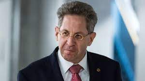 2001 übernahm er die leitung der projektgruppe. Ex Verfassungsschutzchef Maassen Will In Den Bundestag Zdfheute