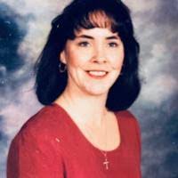 Beth Stell's Instagram, Twitter & Facebook