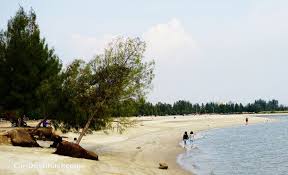 Tempat tempat menarik di melaka waktu malam & siang! Pantai Klebang Melaka Ini Aktiviti Wajib Pelancong Buat Kalau Bercuti Di Sini