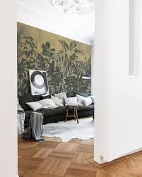 We'll have a great chance to get a more detailed look at the big games titles out in the coming months, and take a sneak pick at the newest gaming hardware available today. Tropical Wallpaper Amazing Designs For Your Rooms Muance