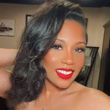 Come to “Woman Evolve” with me as Pastor Sarah Jakes Roberts makeup artist  🤍