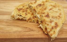 Cheesy Chilli Naan Bread Recipe Food Com Recipe In 2020 Naan Bread Recipes With Naan Bread Recipes