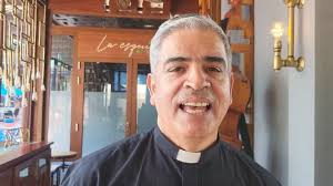 El Padre Fausto Leonardo Henríquez invita a participar en las nominaciones  para el Premio Quetglas 2024