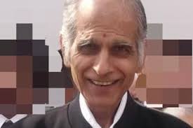 Bowling a maiden over: Kate faces cricket legend Sachin Tendulkar