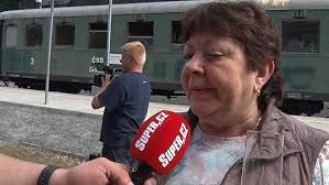 V první polovině šedesátých let byl waldemar matuška už velkou hvězdou, díky svým písničkám i účinkování v divadle semafor. Waldemar Matuska Tohle Si Vdova Po Matuskovi Za Ramecek Neda Expritelkyne Waldy Ji Vubec Nesetrila Pry Ji I Zbila Super Cz