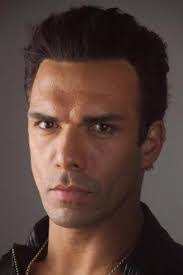 Darren Shahlavi's Instagram, Twitter & Facebook