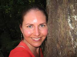 Your Cat, Your Home: A Guide to Living Happily with Cats