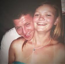 Hiya, Posting anonymously just in case any family or friends in here.  Looking for a bit of advice. I have been planning my wedding in England  however we're going to vegas in