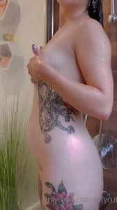 Effycutiexx Shower Sex and Teen Small Tits Leaked | Tik.Porn