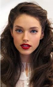 Retro Style Wedding Hairstyles To Hide Your Fringe Wedding Hair Hairstyles Hair Styles Business Hairstyles Medium Hair Styles