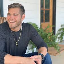 The Bachelorette We Simply Cannot Deny How Ridiculously Attractive Luke P Is Ok Popsugar Bachelorette Reality Tv Luke