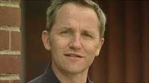 Diane Purrell's Instagram, Twitter & Facebook