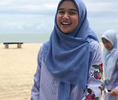 Are you sure you want to view these tweets? Kisah Marissa Anak Gadis Norman Abby Yang Ramai Terlupa Dilahirkan Dalam Kereta Dibidankan Norman Sendiri Vanilla Kismis