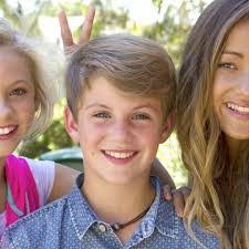 Rene Collier's Instagram, Twitter & Facebook