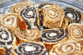 Umplutura de nuca (1 baigli): Baigli Bejgli Cozonacei Cu Nuca Si Mac De Re Coquinaria Despre BucÄƒtÄƒrealÄƒ È™i Altele