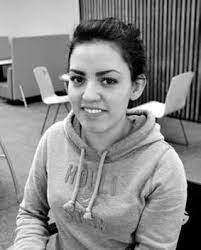 Leigh Carreon's Instagram, Twitter & Facebook