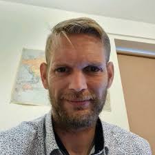 My loving father passed away yesterday. We as a family are absolutely  devastated. Once arrangements have been made we will send out the info for  those that wish to attend his funeral. |